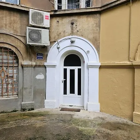 Potok Near Center Apartment *